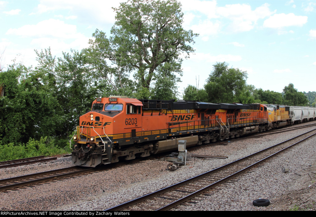 BNSF 6203 5787